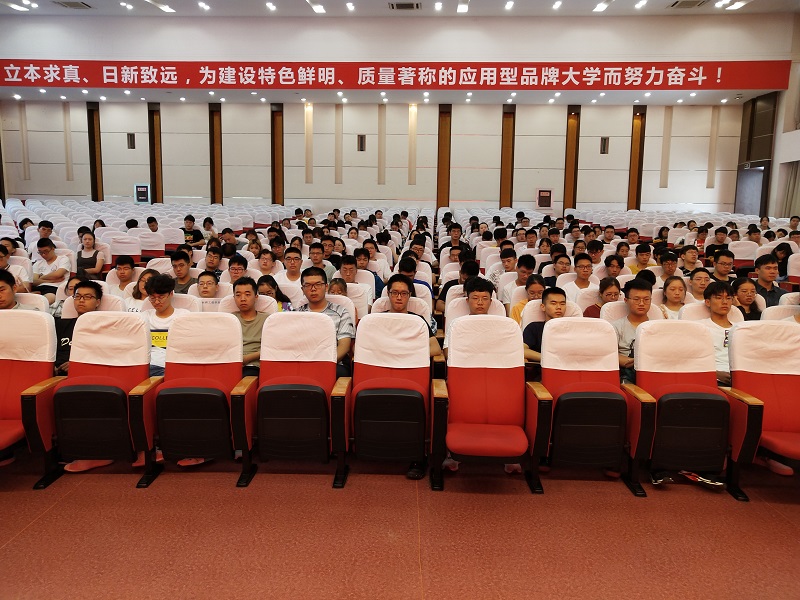201909061567749332316541.jpg 化材学院新生见面会 (2).jpg