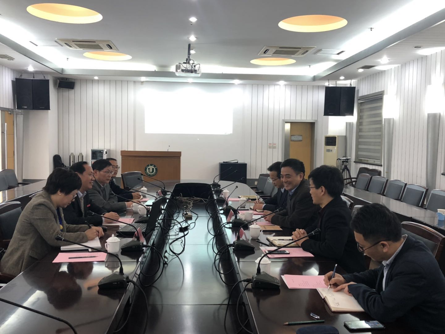 江苏大学调研.jpg