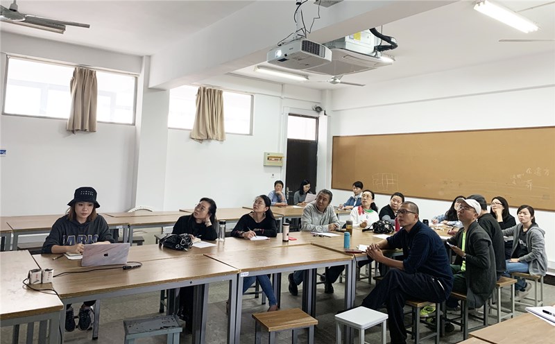 202001081578475856120410.jpg 学院专家指导.jpg