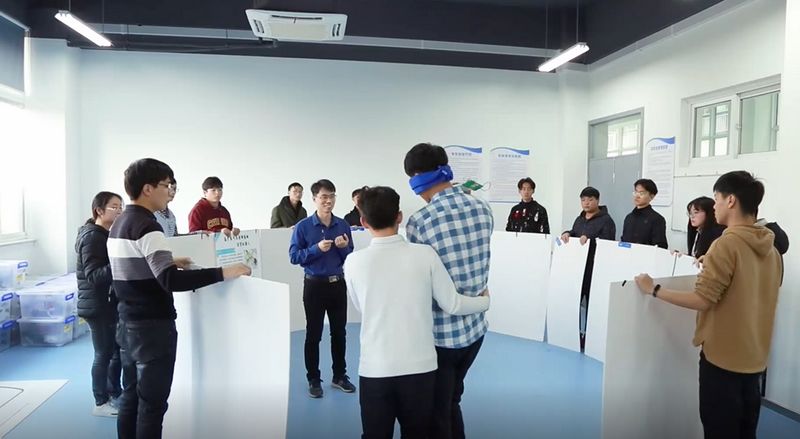202005151589555619605766.jpg 现场授课.jpg