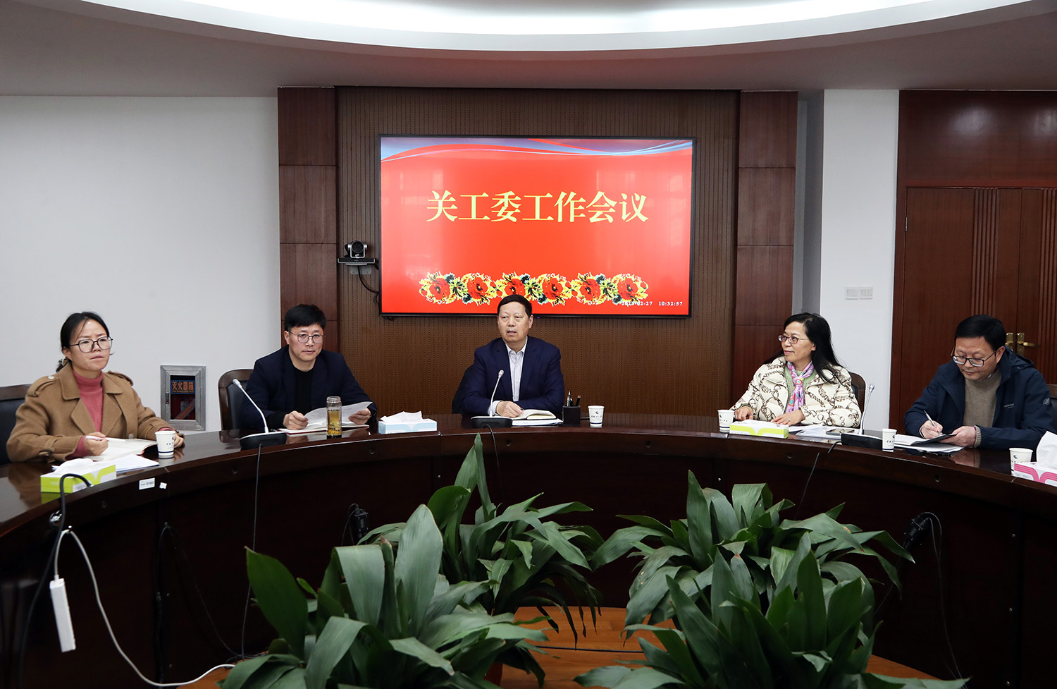 与会领导.JPG