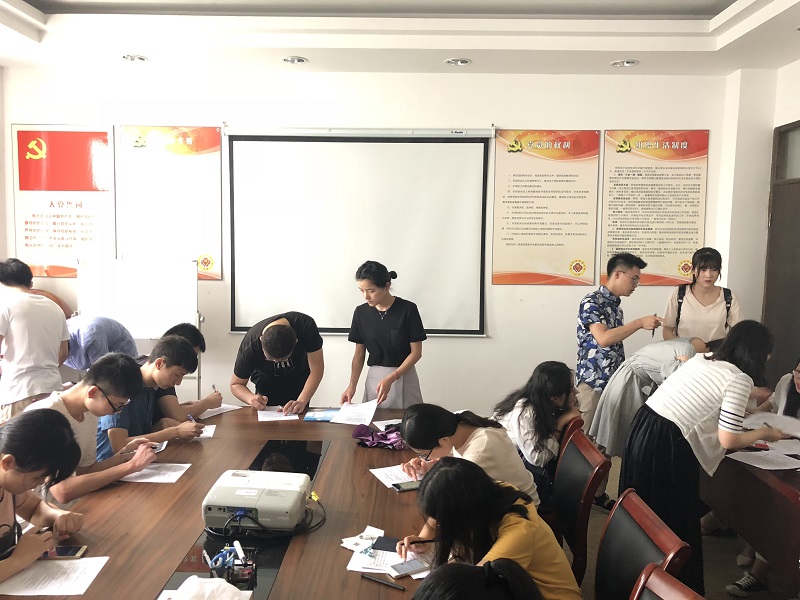 201805191526736031713738.png 化材学院举行贷款毕业生诚信教育活动.png
