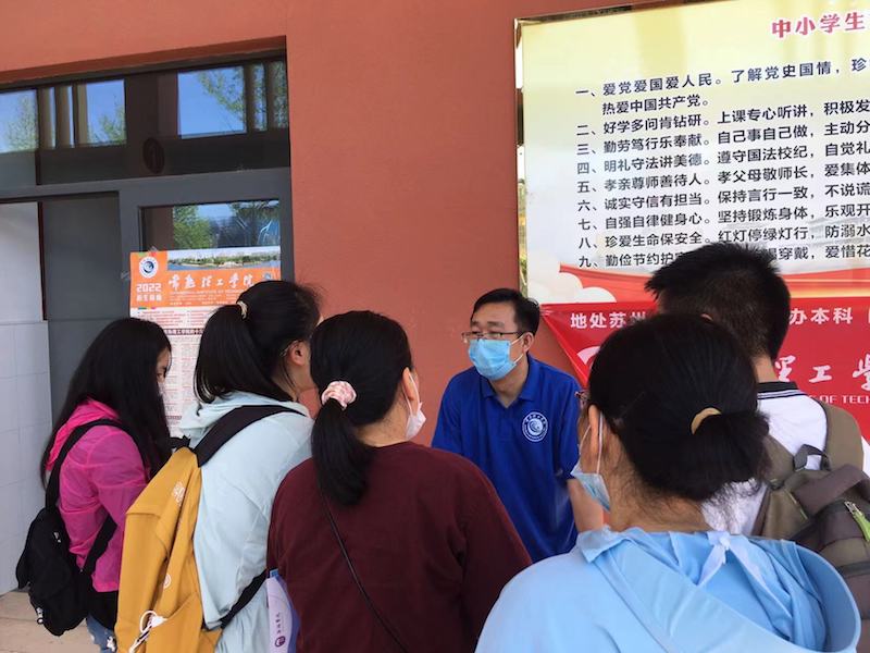 “1051656164712_.pic”的副本.jpg