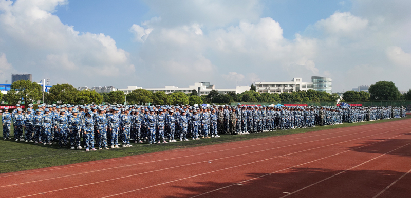 军训动员大会现场 全景.jpg