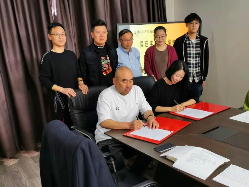 CB51D9FD3B882BA9075D4DBFA9926B73_副本.jpg