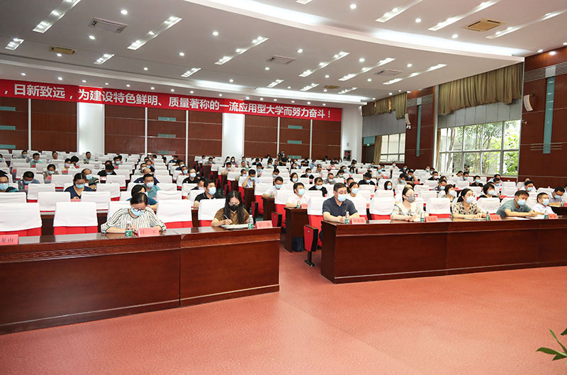 会场右前.JPG