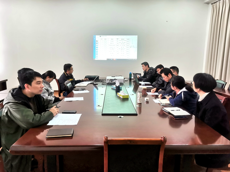 院级一流课程检查交流会.jpg