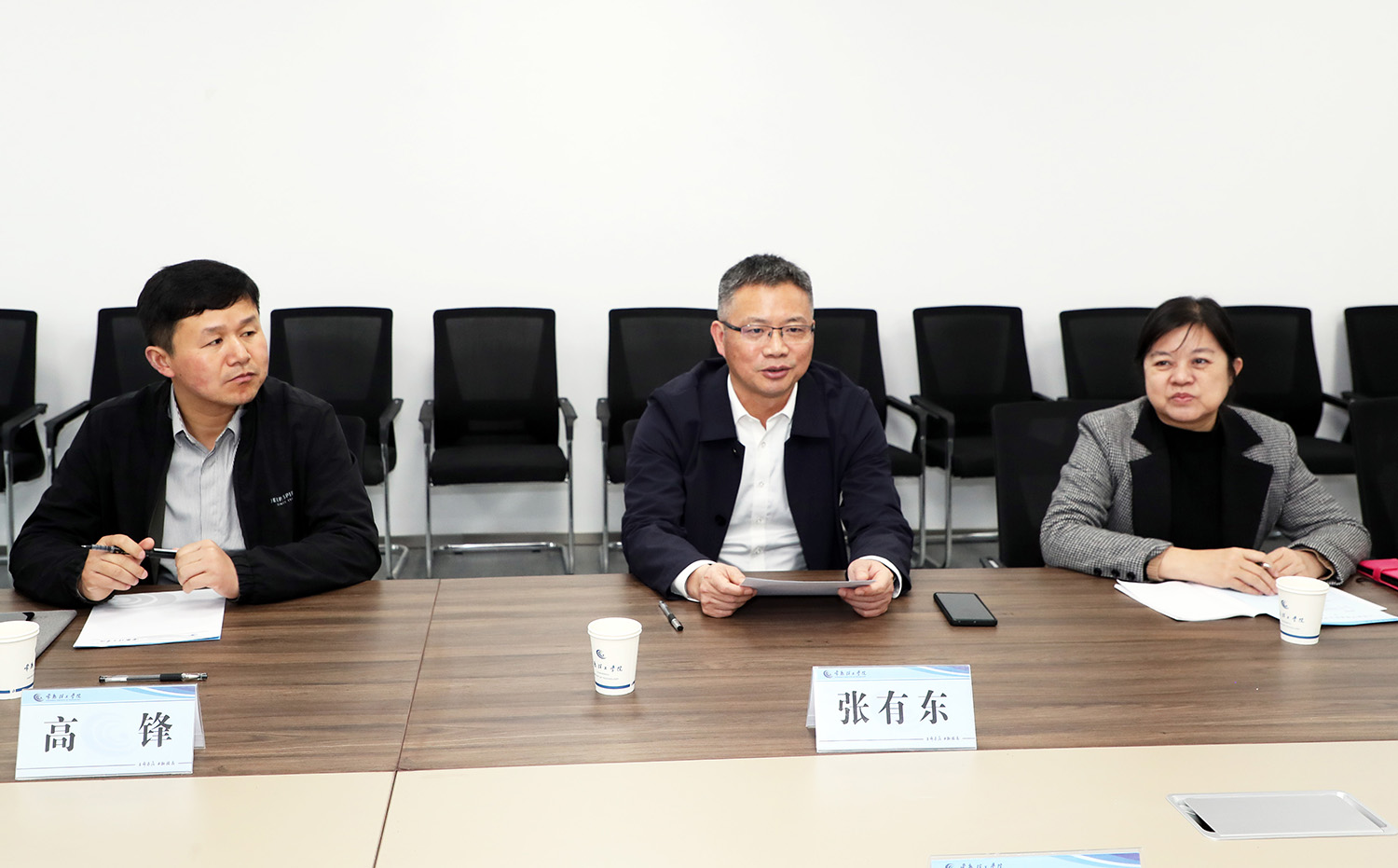 来访领导.JPG