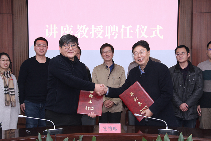 签约.jpg