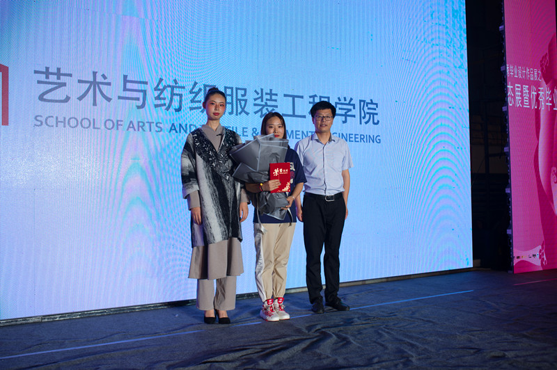 201906061559804533967958.jpg 微信图片_20190606083050_副本.jpg