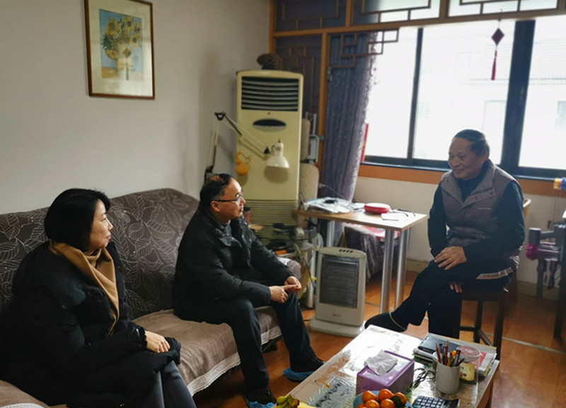 201901131547371164532334.jpg 慰问钱伟明_副本.jpg