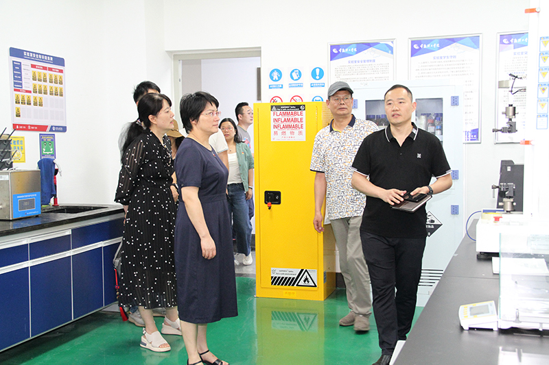 202106241624534784294818.jpg 2-1创新创业训练实验室.jpg