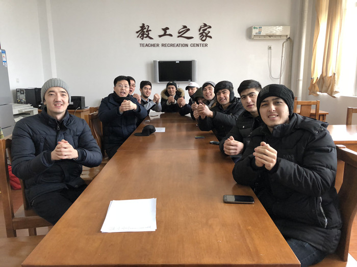 201802091518151487832838.jpg 留学生_副本.jpg