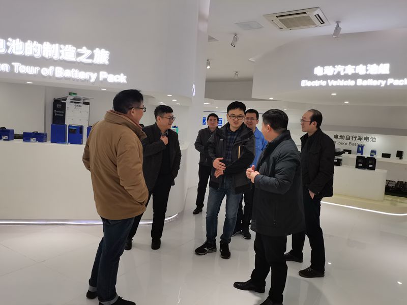 展厅参观_副本.jpg