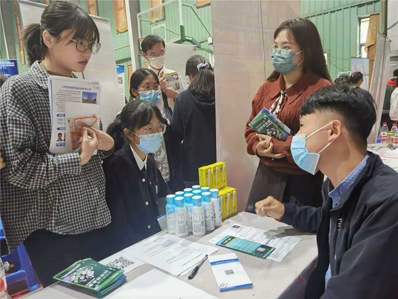 9C8A4892A4989E259593CA8DBE9612E2_副本.jpg