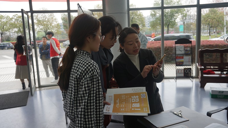 202103281616896088105235.jpg 学生1.JPG