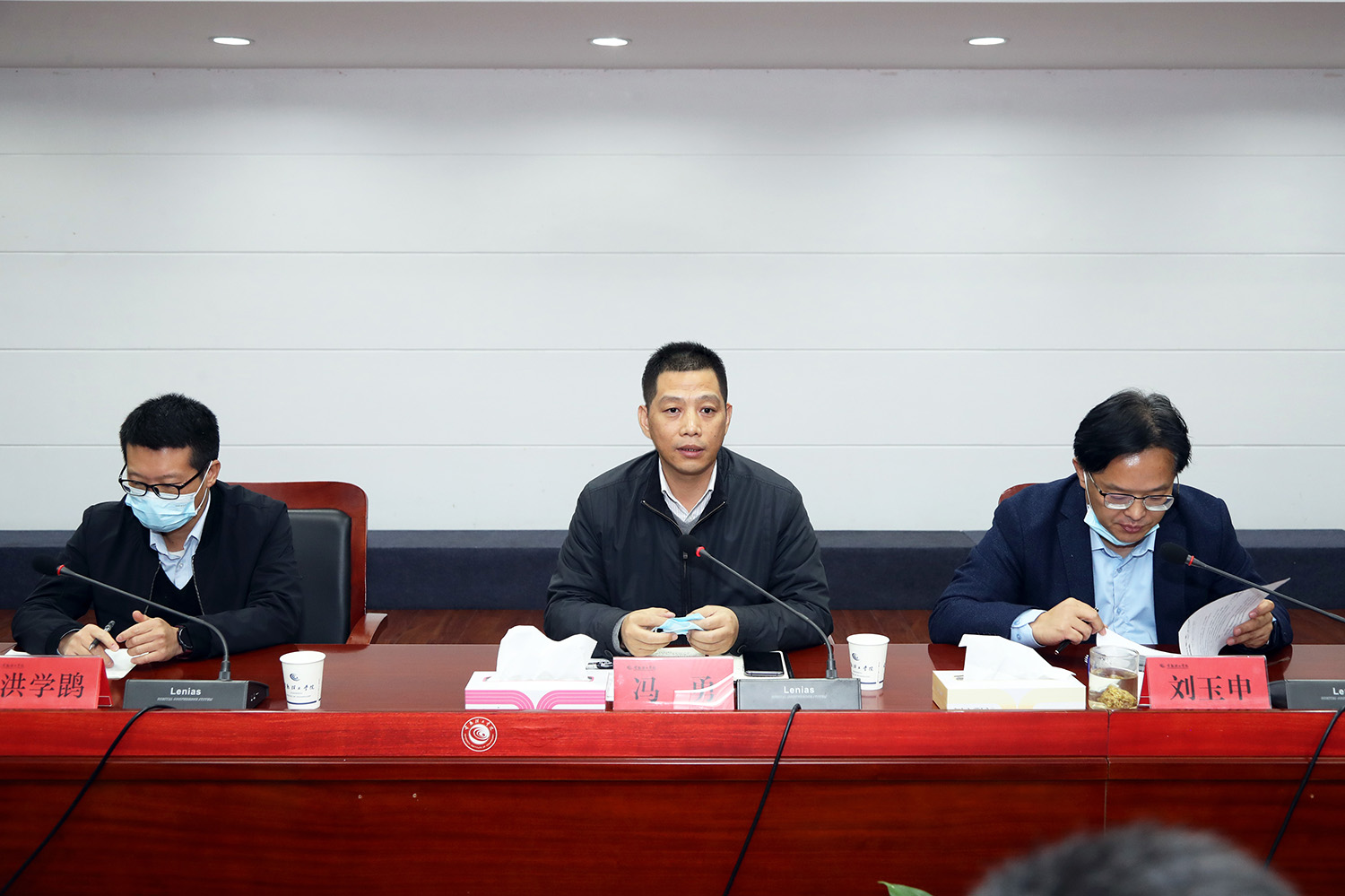 与会领导备用1.JPG