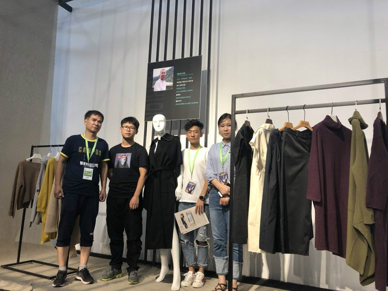 201809081536400534445558.jpg webwxgetmsgimg (2)_meitu_2.jpg