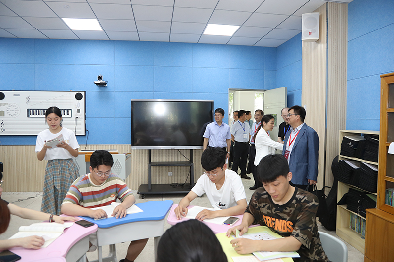 202106011622530877400408.jpg 师范专业认证音乐专业现场考察 (4).jpg
