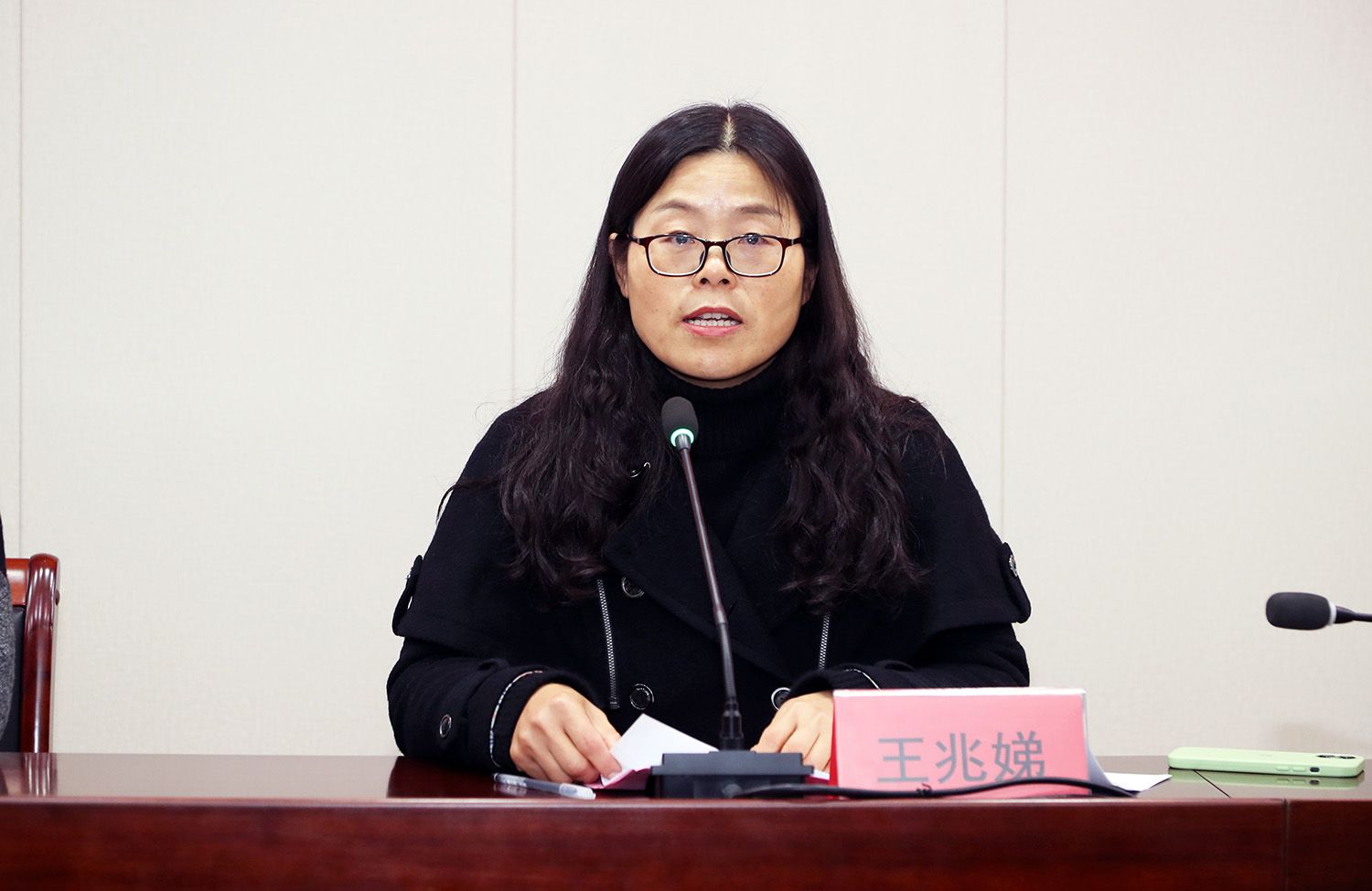 工会副主席王兆娣主持.JPG