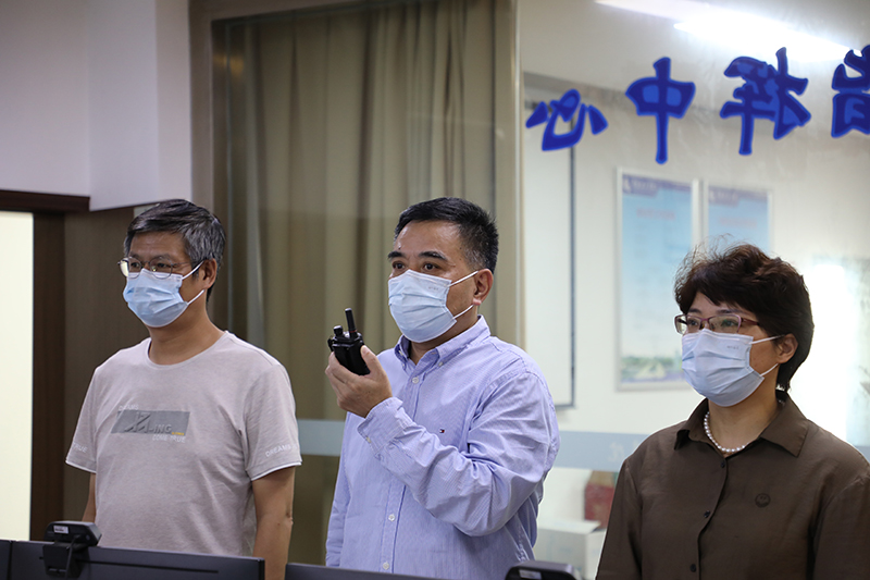 202109301632988996702141.jpg 校领导指挥防疫演练.jpg