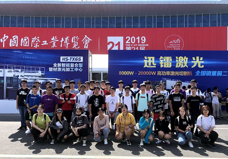 201909241569288494526179.jpg 自动化182合影_副本.jpg