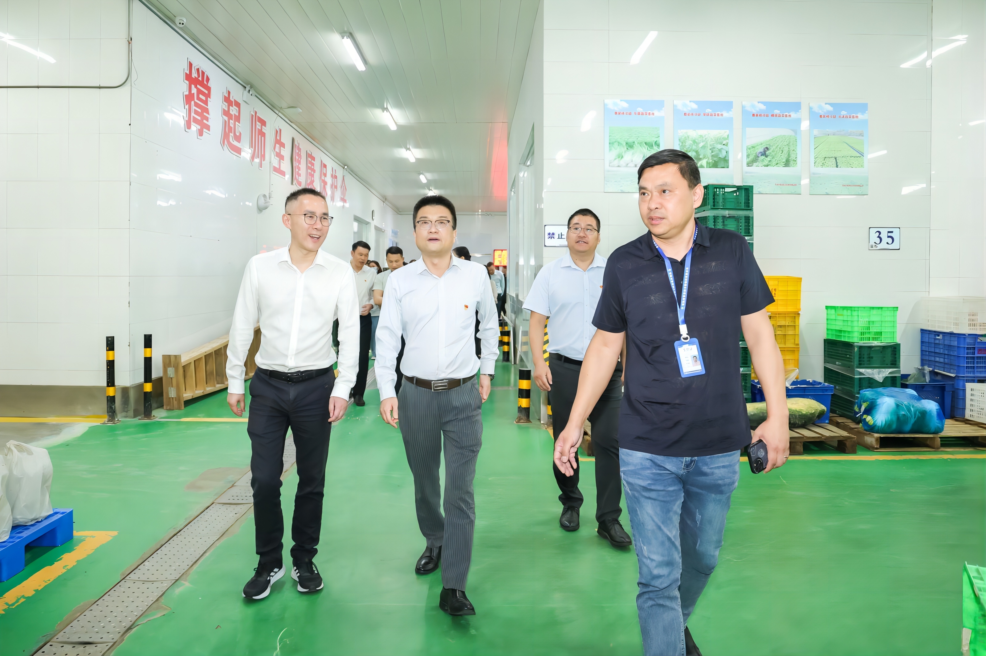 202311071699330823428003.jpg 参观.jpg