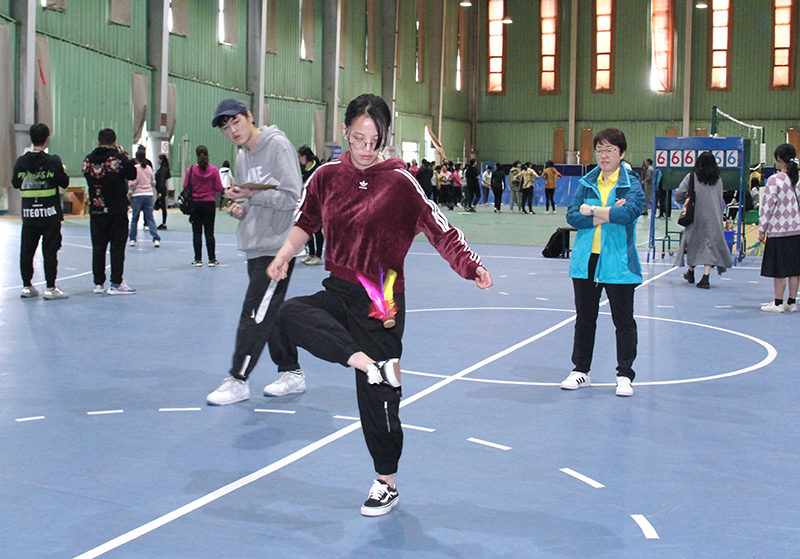 踢毽子2-9.jpg