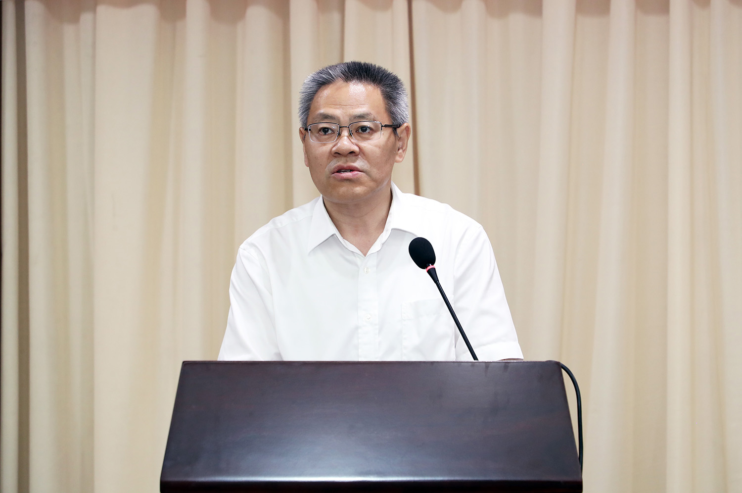 周俊副主席讲话.JPG