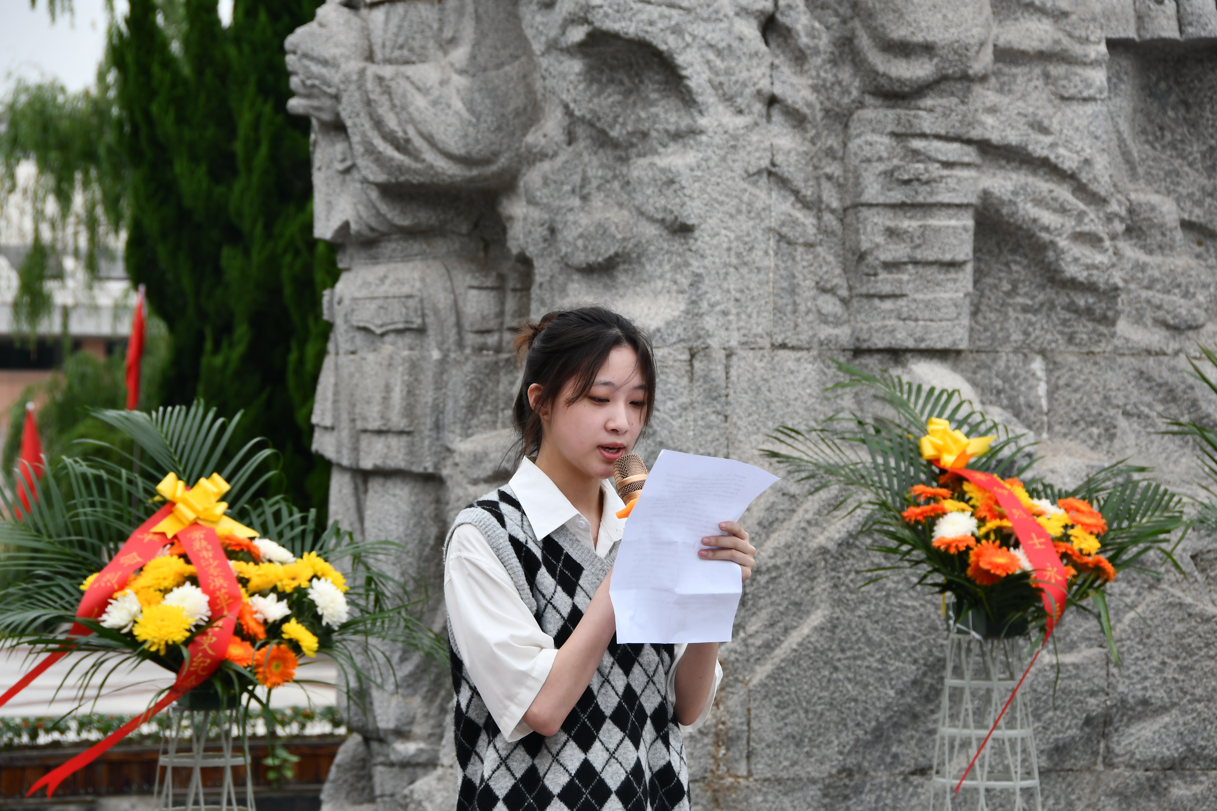 202209301664529584273362.jpg 学生代表讲话.JPG