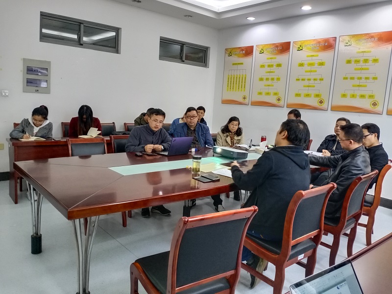 201911241574567153937553.jpg 11.21化材学院举办青年教师教学沙龙.jpg