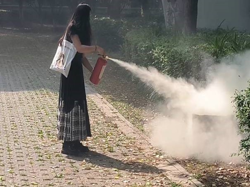00.jpg