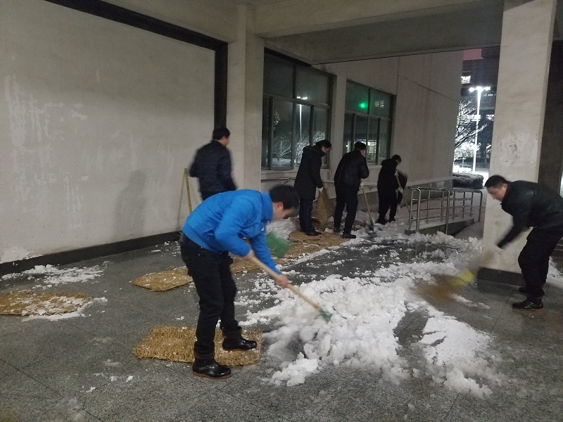 清扫教学区域.jpg