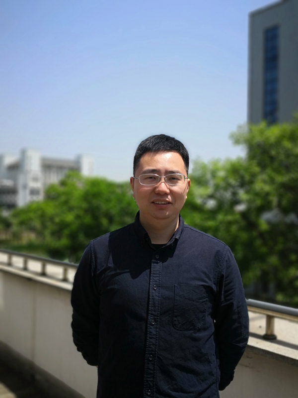 温杰_副本.jpg