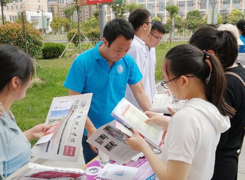 阜宁第一高级中学.jpg