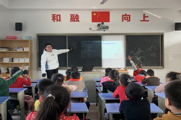 201912111576071157236780.jpg 3_爱奇艺.jpg