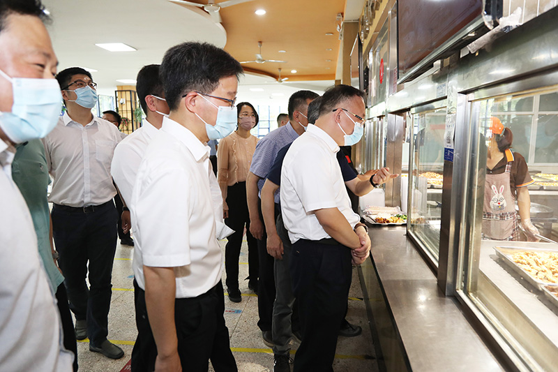 学生食堂5.JPG