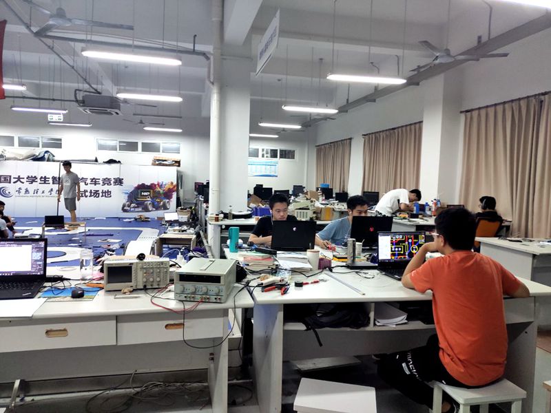 202008061596710865373148.jpg 综合创新实验室1_副本.jpg