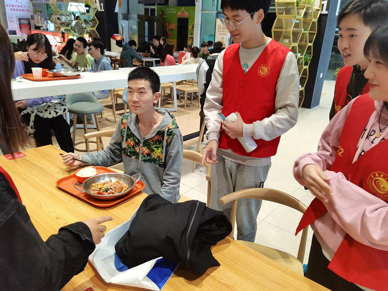 202111021635822395176611.jpg “匠心先锋行动”督察就餐文明_副本.jpg
