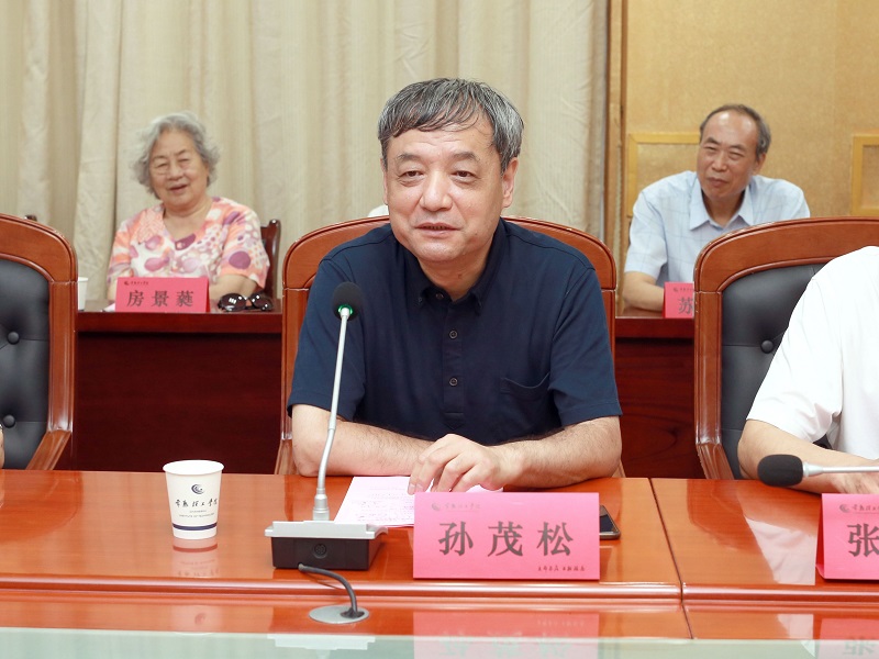 202308281693213878182363.jpg 孙茂松教授.jpg
