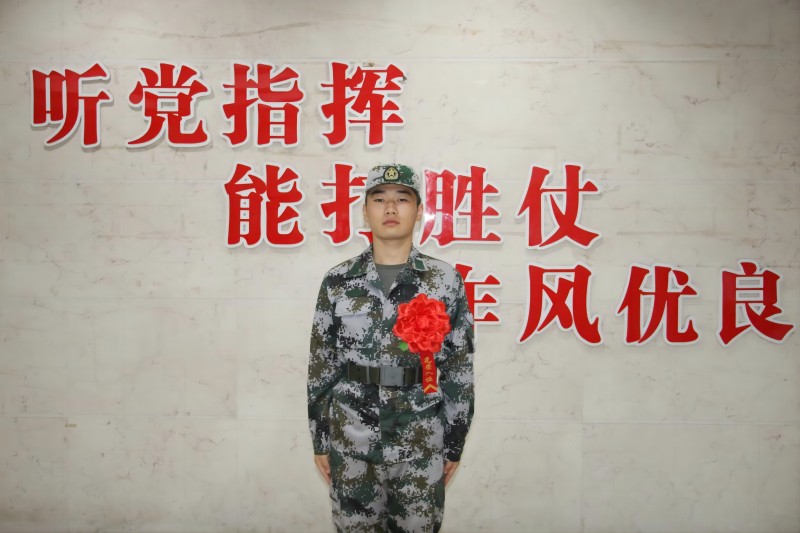 202311091699519306724389.jpg 陈康宁800.jpg