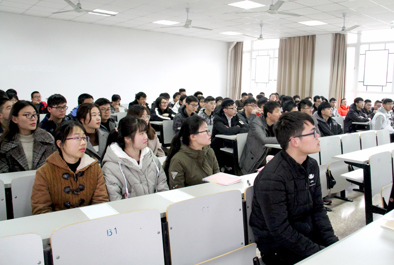听课现场.jpg