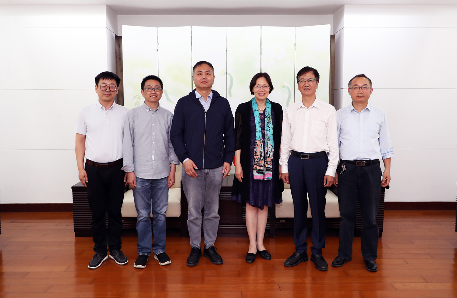 202305161684198200523309.jpg 合影2.JPG