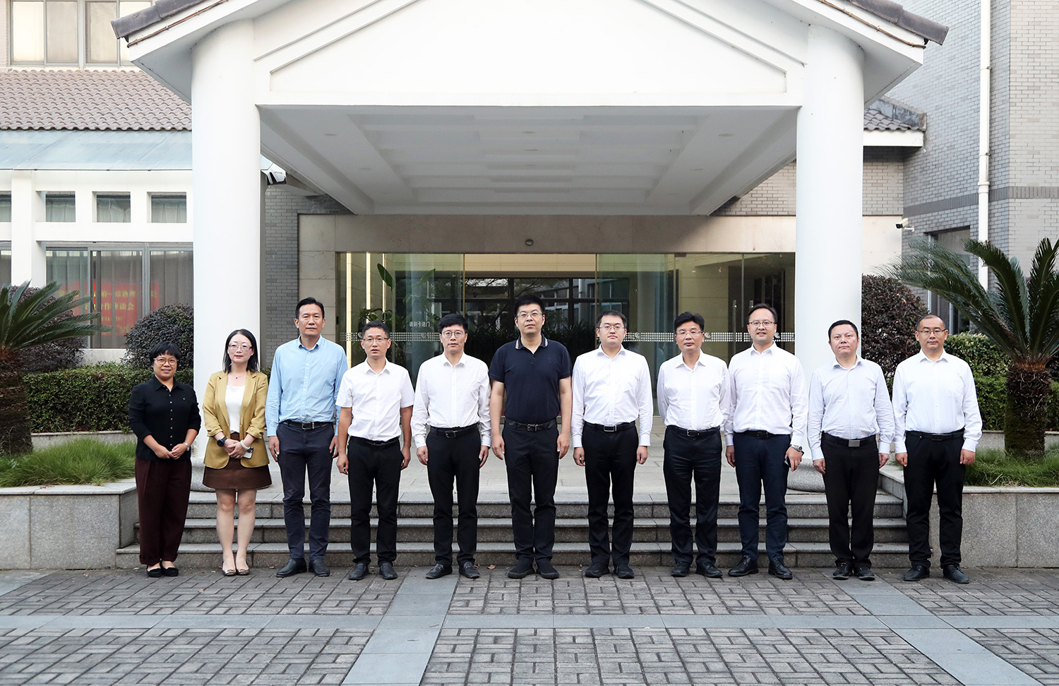 合影备用.JPG