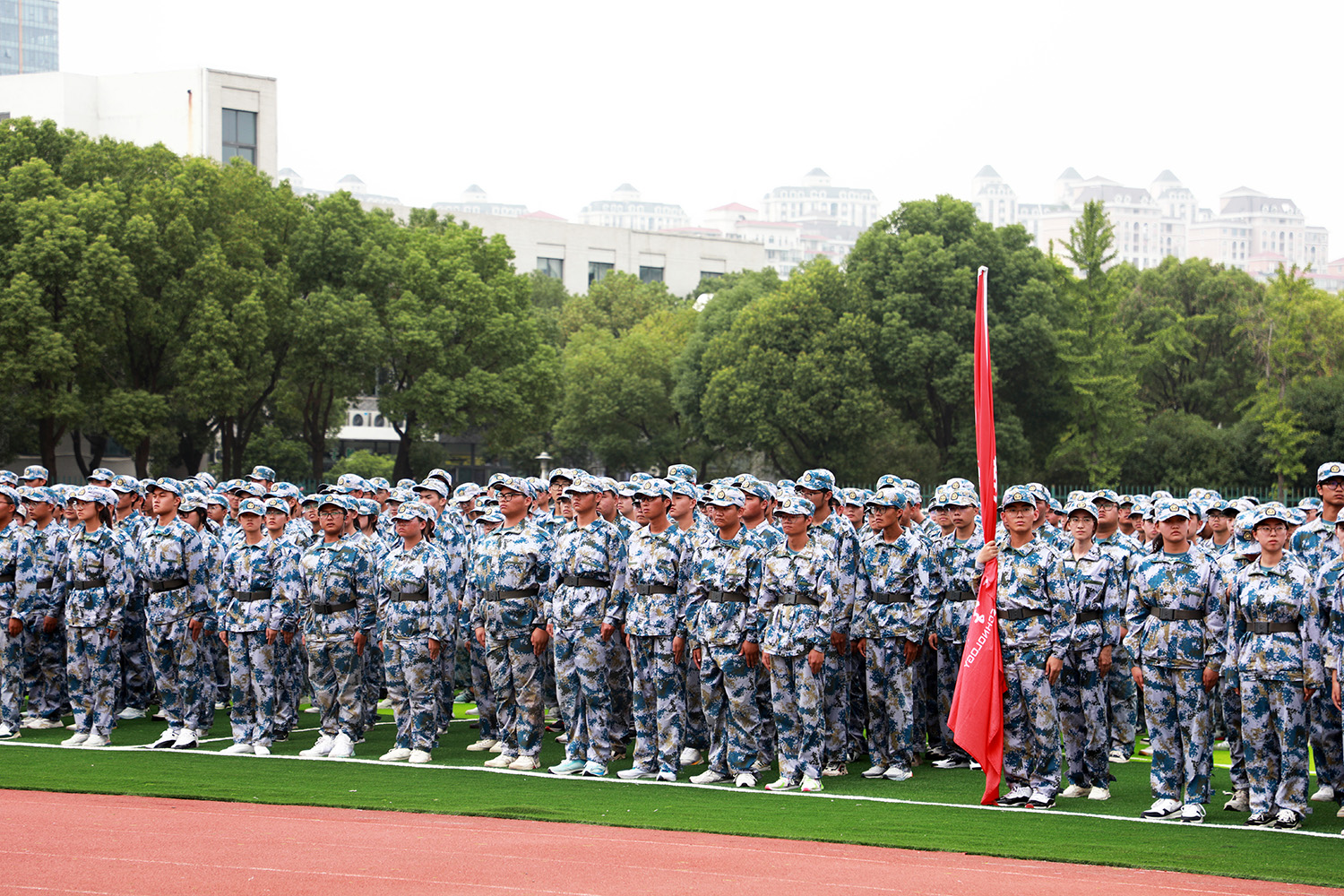 东南校旗2.JPG