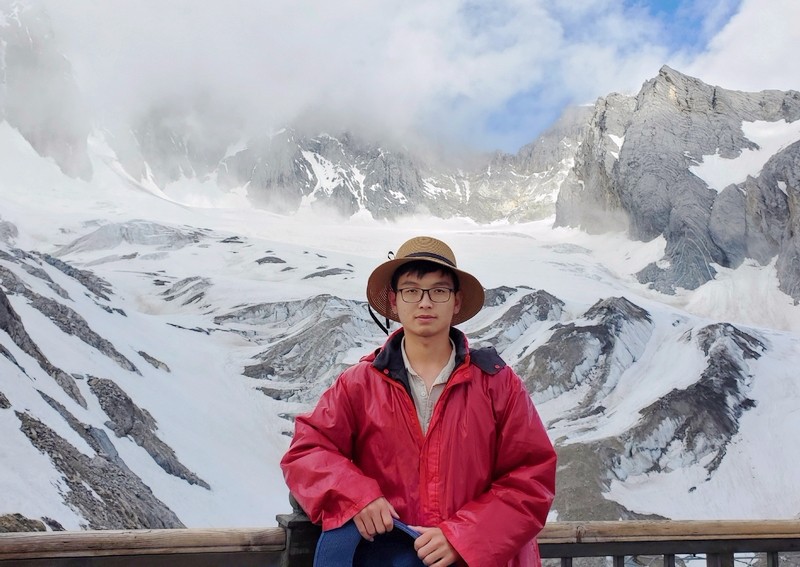 201906101560136360381924.jpg 陈玉前雪山照.jpg