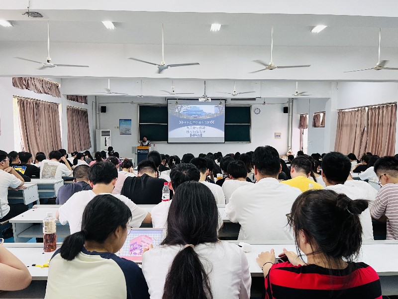 数学与统计学院.jpg