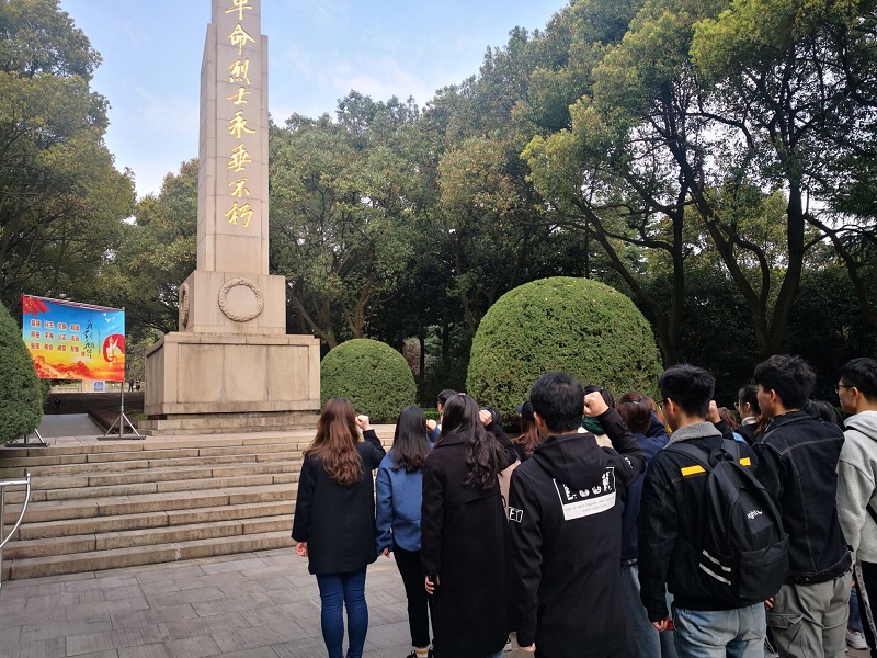 201904021554173025525103.jpg C03778E5D4555909FB7B24984B6D1C5C.jpg