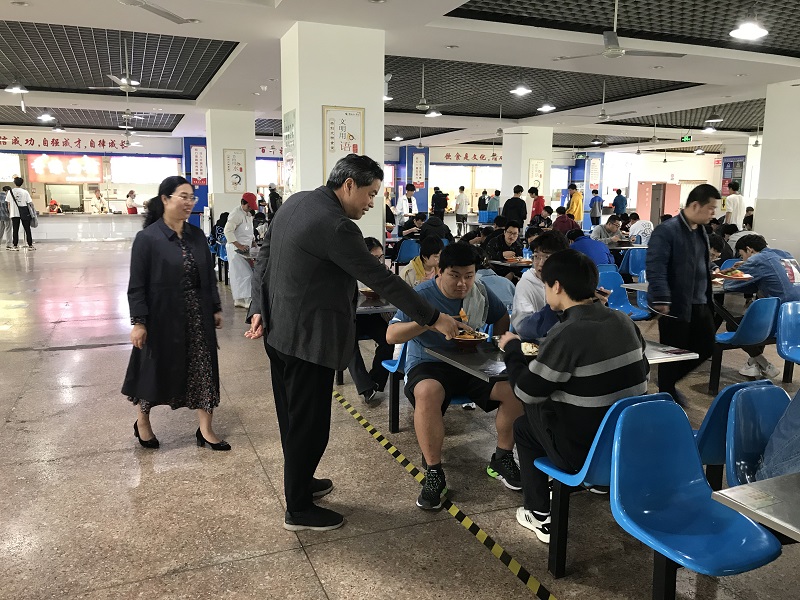 202104211618991903652697.jpg 食堂图片2.jpg