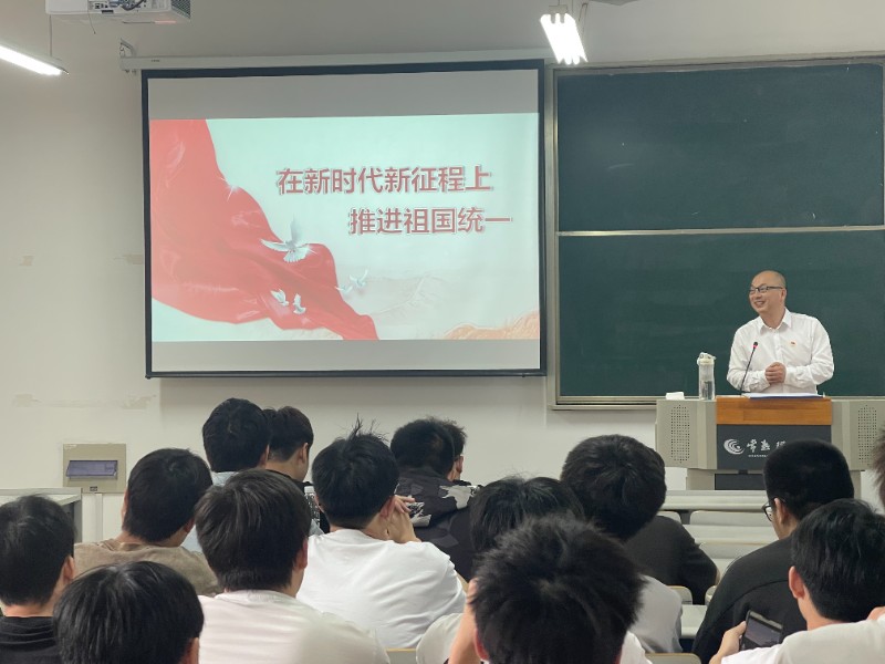 202305261685067838530498.jpg 暗室逢灯.jpg